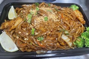 Chicken pad Thai